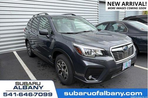 Magnetite Gray Metallic 2020 Subaru Forester Premium