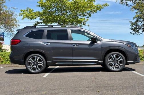 Magnetite Gray Metallic 2026 Subaru Ascent Touring