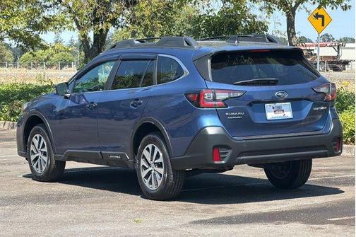 Abyss Blue Pearl 2022 Subaru Outback Premium