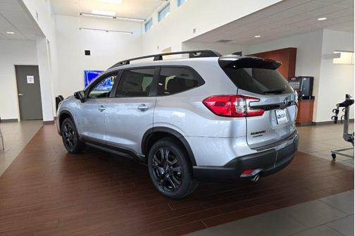 Ice Silver Metallic 2026 Subaru Ascent Onyx Edition Touring