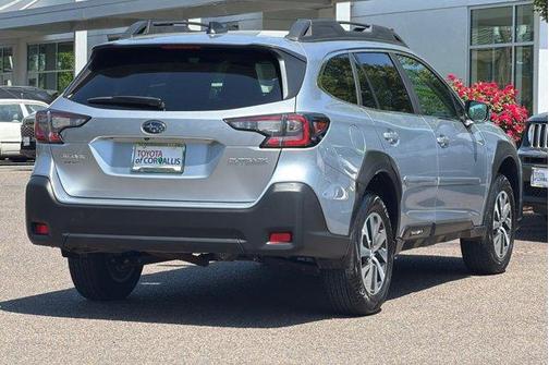 Ice Silver Metallic 2025 Subaru Outback Premium