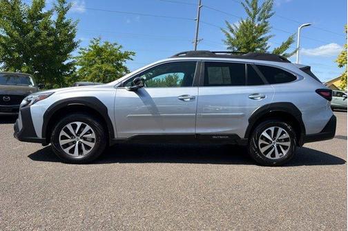 Ice Silver Metallic 2025 Subaru Outback Premium