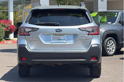 Ice Silver Metallic 2025 Subaru Outback Premium