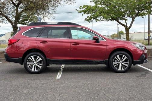 Crimson Red Pearl 2019 Subaru Outback 3.6R Limited