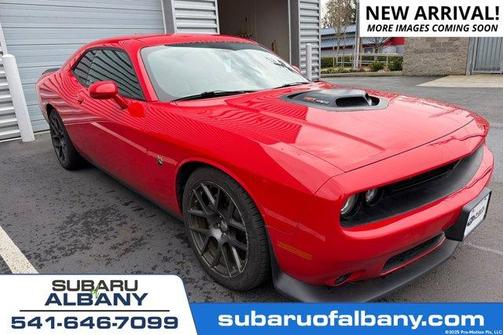 2016 Dodge Challenger 392 Hemi Scat Pack Shaker