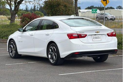 Summit White 2024 Chevrolet Malibu LT