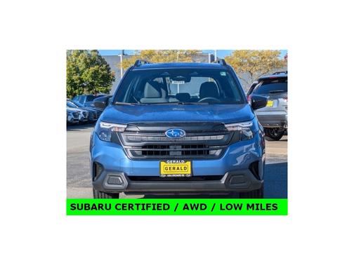 2025 Subaru Forester Base