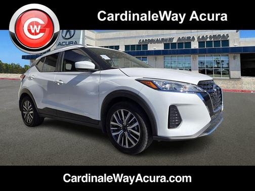 Aspen White Tricoat 2024 Nissan Kicks SV