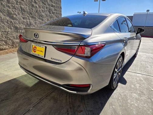 Silver 2019 Lexus ES 300h Base