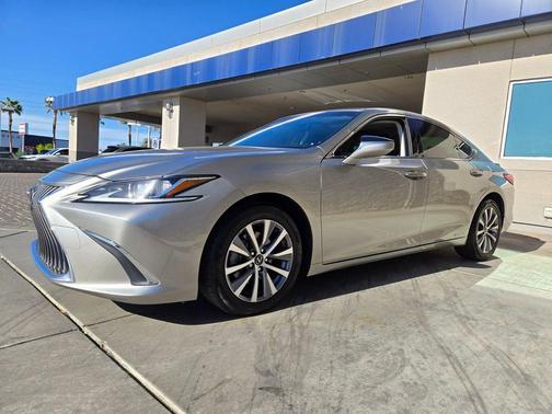 Silver 2019 Lexus ES 300h Base