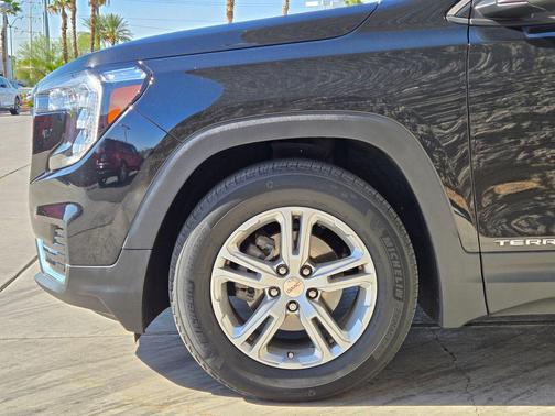 Ebony Twilight Metallic 2023 GMC Terrain SLE