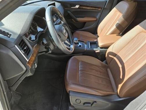 2018 Audi Q5 2.0T Tech Premium