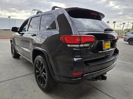 2018 Jeep Grand Cherokee Altitude