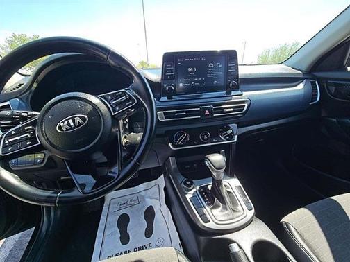 2021 Kia Seltos S