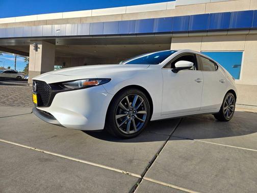 2019 Mazda Mazda3 FWD w/Preferred Package