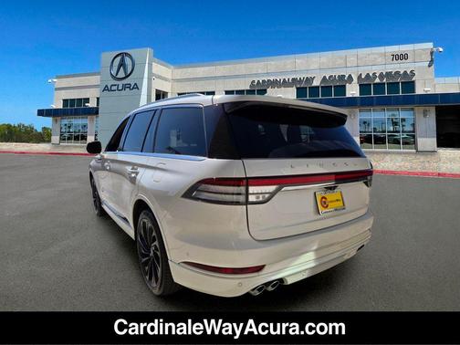 White 2022 Lincoln Aviator Reserve AWD