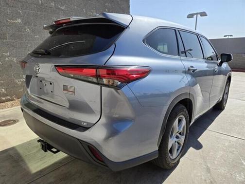 2021 Toyota Highlander LE