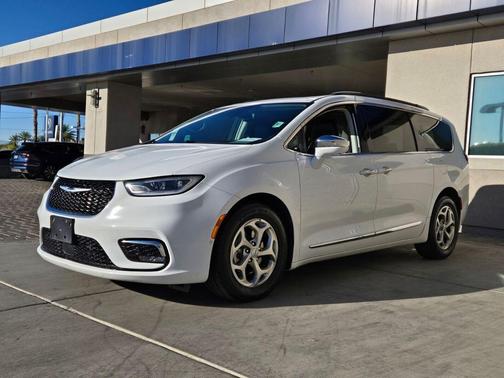 2022 Chrysler Pacifica Limited