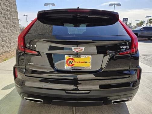 2024 Cadillac XT4 Premium Luxury