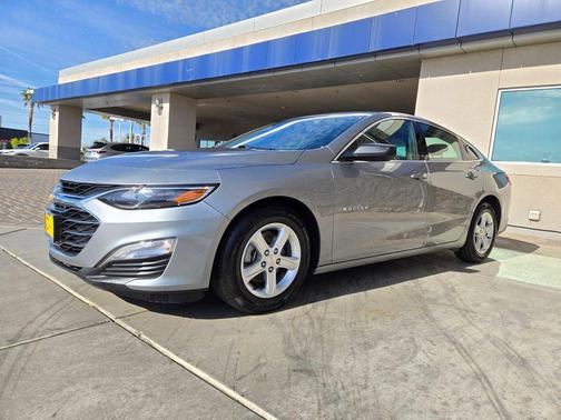 Sterling Gray Metallic 2024 Chevrolet Malibu 1LS