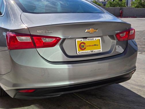 Sterling Gray Metallic 2024 Chevrolet Malibu 1LS