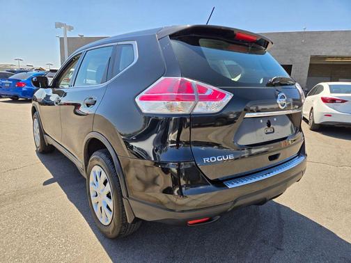 Magnetic Black 2016 Nissan Rogue S