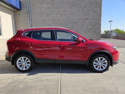 2017 Nissan Rogue Sport SV