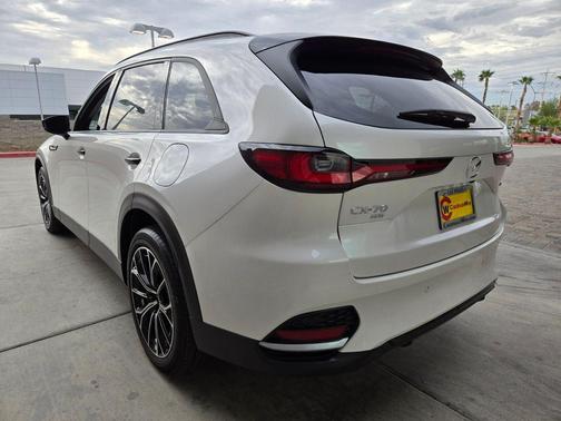 2025 Mazda CX-70 PHEV Premium Package