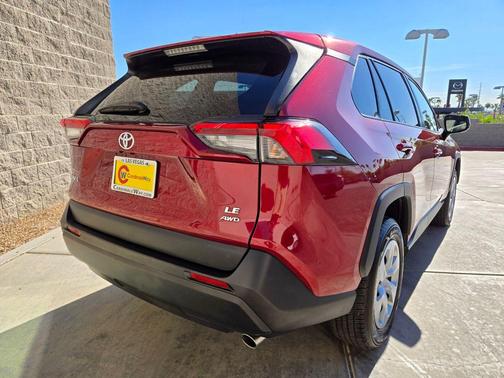 Pearl 2023 Toyota RAV4 LE
