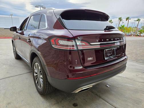 Burgundy Velvet Metallic Tinted Clearcoat 2023 Lincoln Nautilus Standard