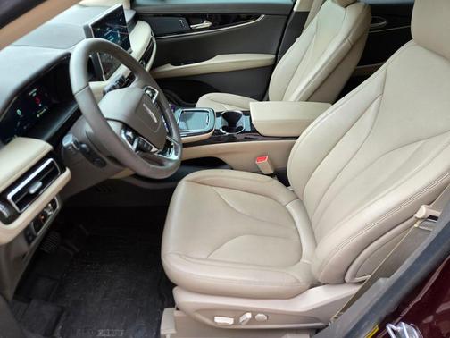 Burgundy Velvet Metallic Tinted Clearcoat 2023 Lincoln Nautilus Standard