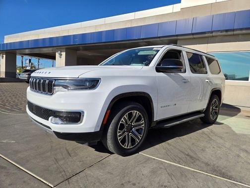 Bright White Clearcoat 2024 Jeep Wagoneer Series II 4x2