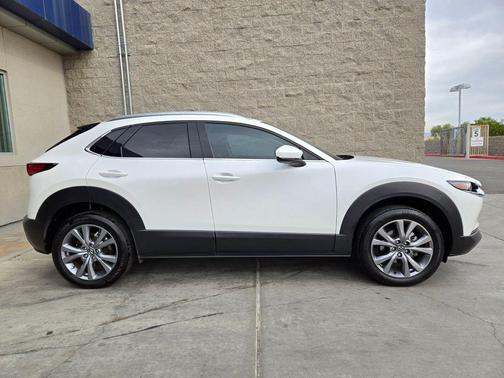Snowflake White Pearl Mica 2025 Mazda CX-30 2.5 S Premium Package