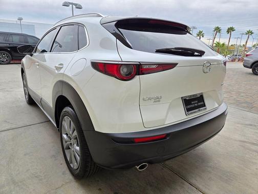 Snowflake White Pearl Mica 2025 Mazda CX-30 2.5 S Premium Package