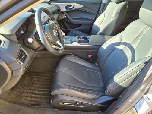 2025 Acura TLX Technology