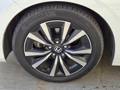 2023 Honda Civic EX-L