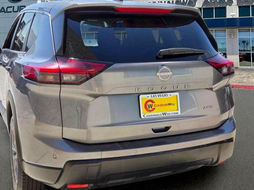 Gun Metallic 2024 Nissan Rogue S