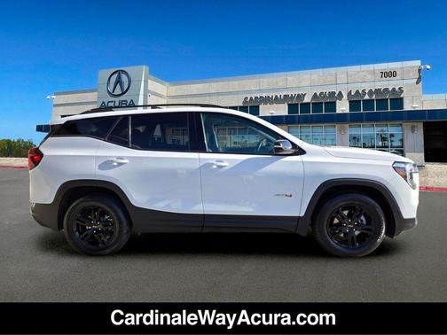 Summit White 2024 GMC Terrain AWD AT4
