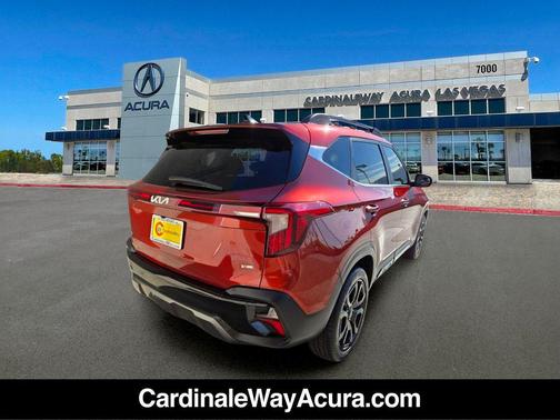 Mars Orange 2024 Kia Seltos X-Line
