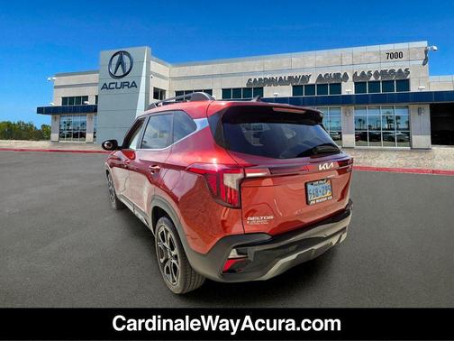 Mars Orange 2024 Kia Seltos X-Line