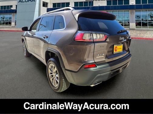 Granite Crystal Metallic Clearcoat 2019 Jeep Cherokee Latitude Plus