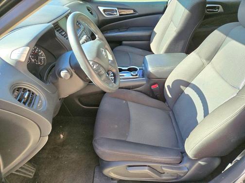 Magnetic Black Pearl 2020 Nissan Pathfinder S 4WD