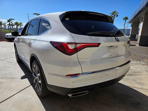 Platinum White Pearl 2023 Acura MDX Technology Package