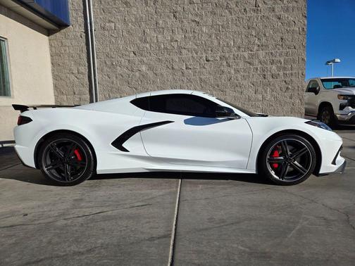 2025 Chevrolet Corvette Stingray w/1LT