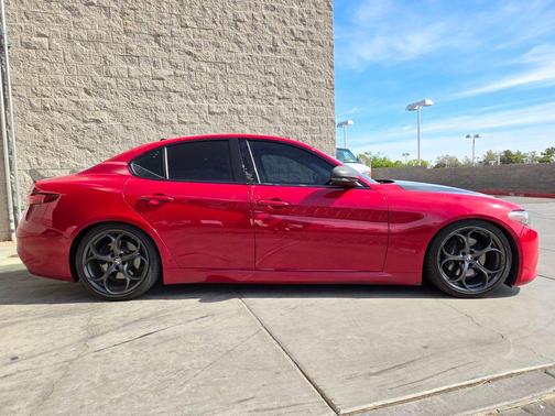 Alfa Rosso 2018 Alfa Romeo Giulia Ti Sport