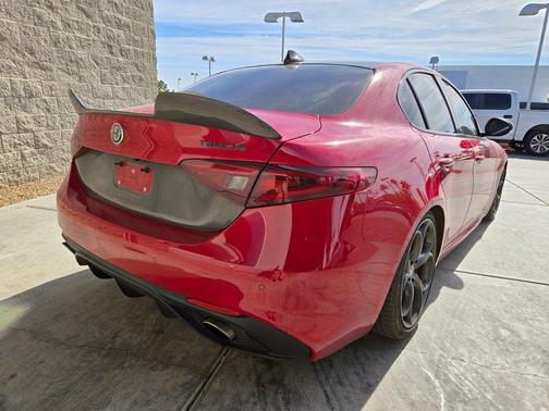 Alfa Rosso 2018 Alfa Romeo Giulia Ti Sport