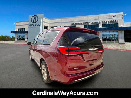 Velvet Red Pearlcoat 2021 Chrysler Pacifica Limited