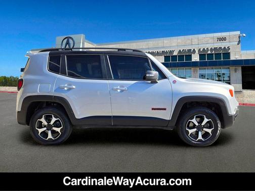 Glacier Metallic Clearcoat 2019 Jeep Renegade Trailhawk