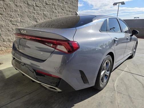 2022 Kia K5 LXS