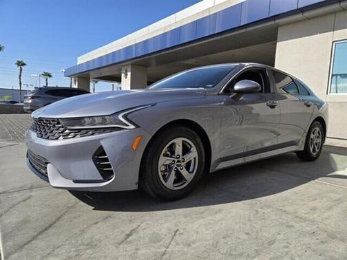 2022 Kia K5 LXS